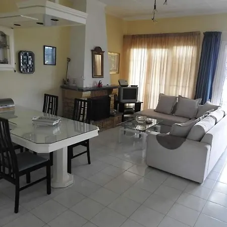 Dionysos Apartmán Glyfa