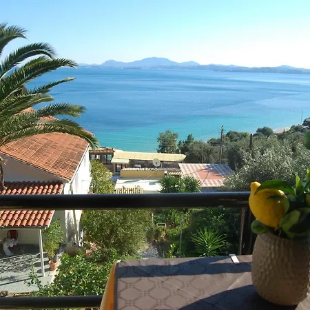 Dionysos Apartment *