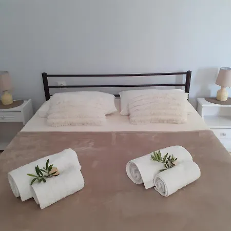Apartment Dionysos